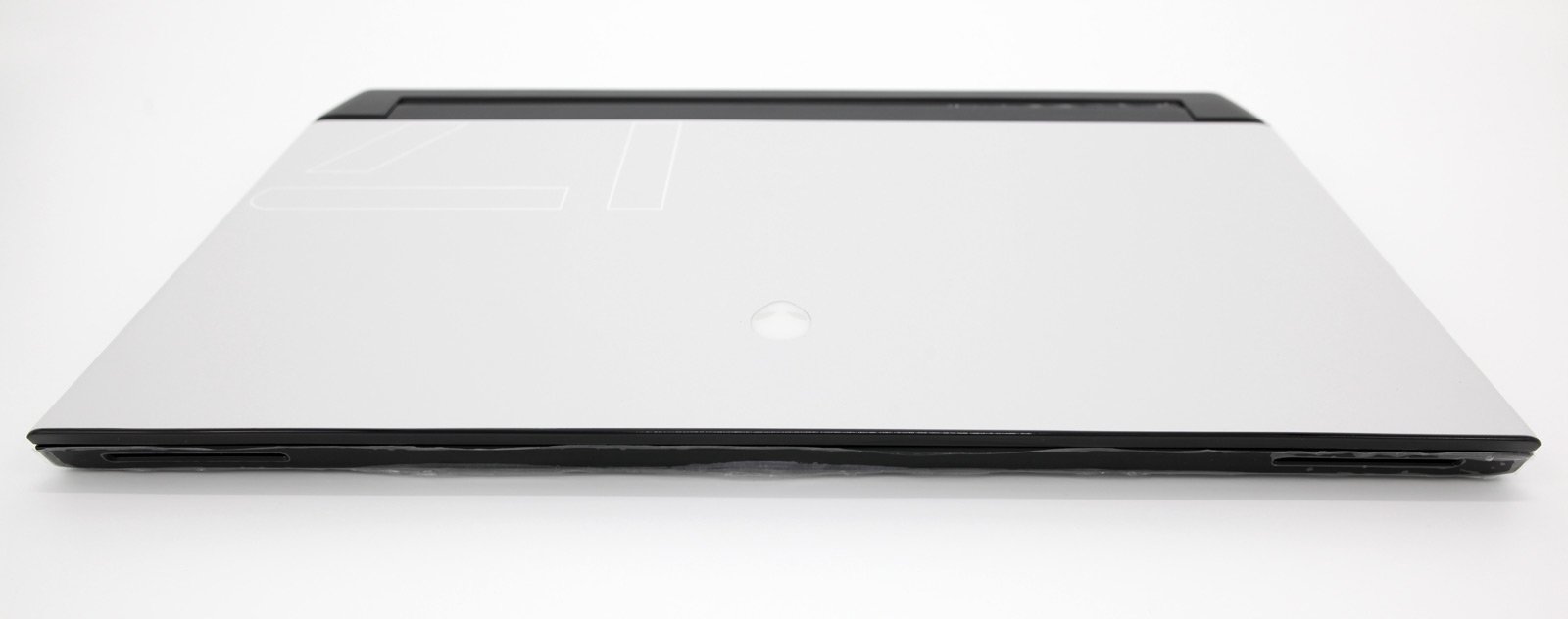 Alienware m17 R2 Gaming Laptop: RTX 2070, Core i7 9th, 1TB, 16GB RAM, Warranty - CruiseTech