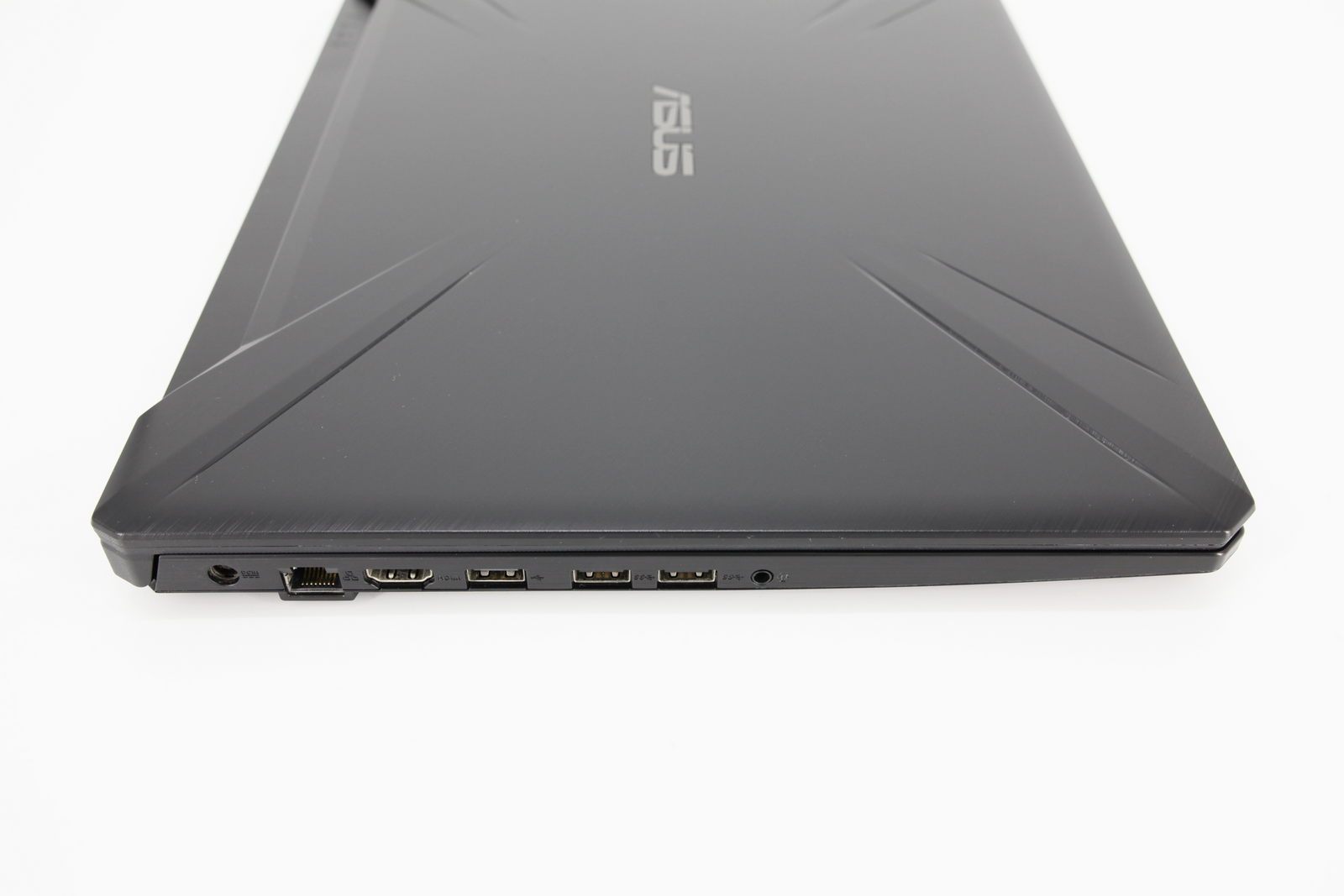 ASUS FX505DV 15.6"Gaming Laptop: RTX 2060, Ryzen 7 3750H 16GB RAM 512GB SSD - CruiseTech