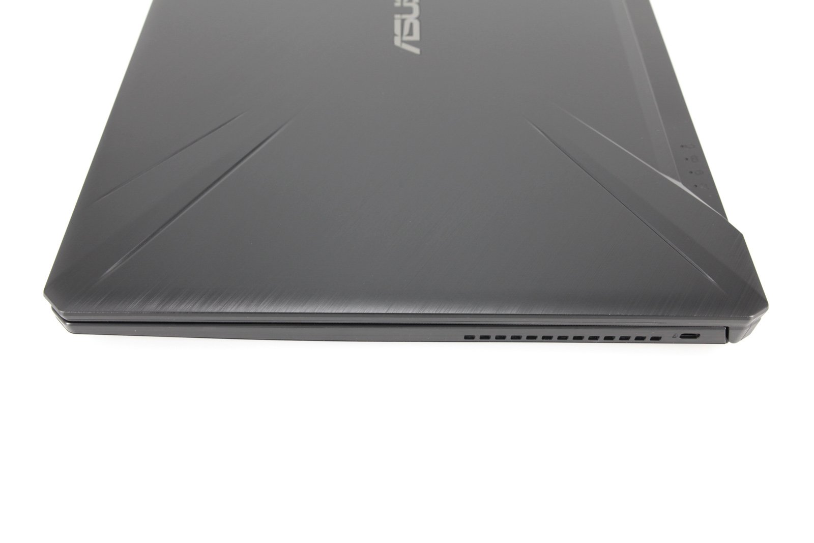 ASUS FX505DV Gaming Laptop: 15.6 RTX 2060 Ryzen 7 3750H, 16GB RAM, 512GB SSD - CruiseTech