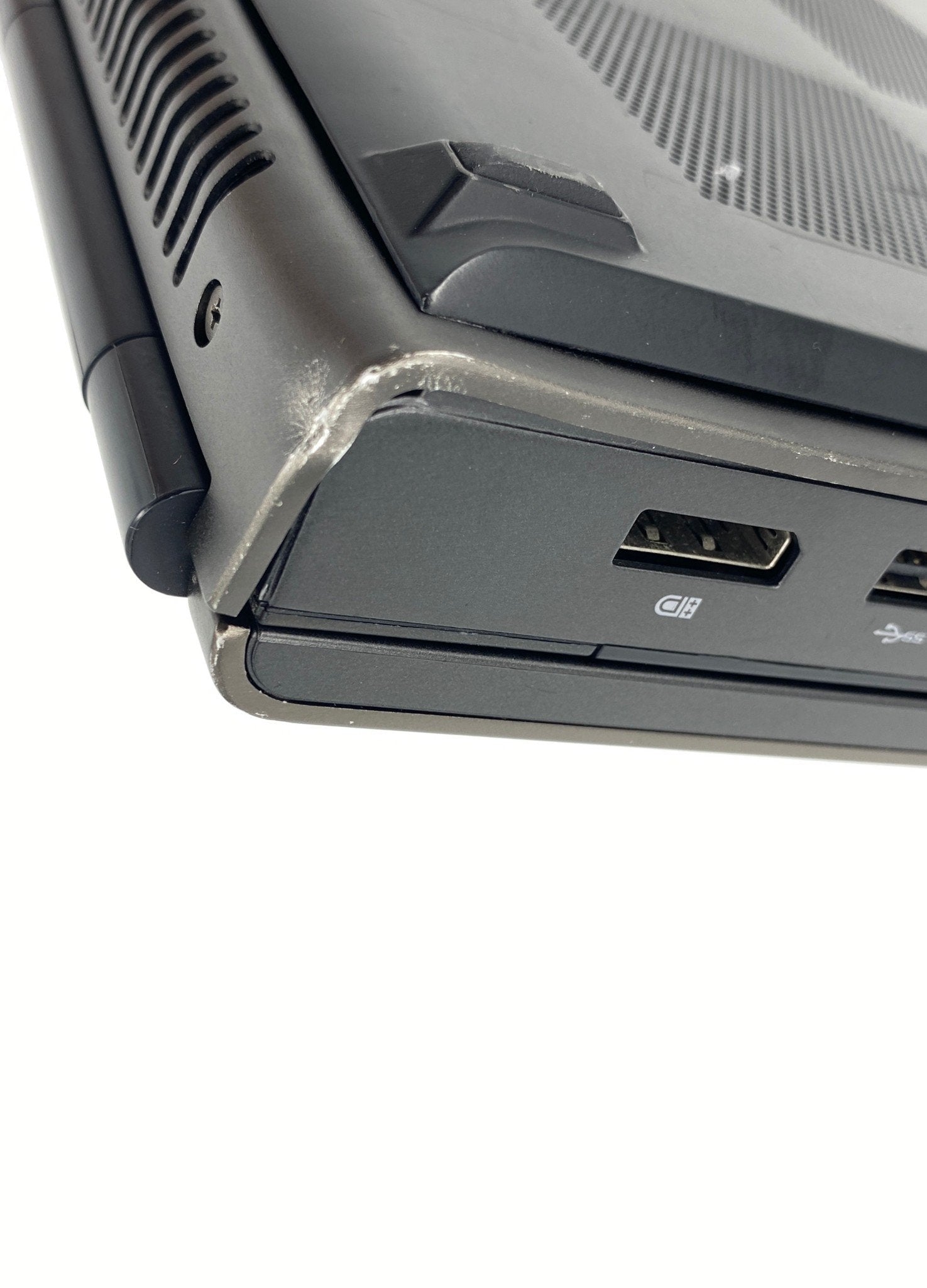 Dell Precision M6800 17" Laptop: Core i7-4810MQ 256GB+HDD 16GB RAM Warranty VAT - CruiseTech