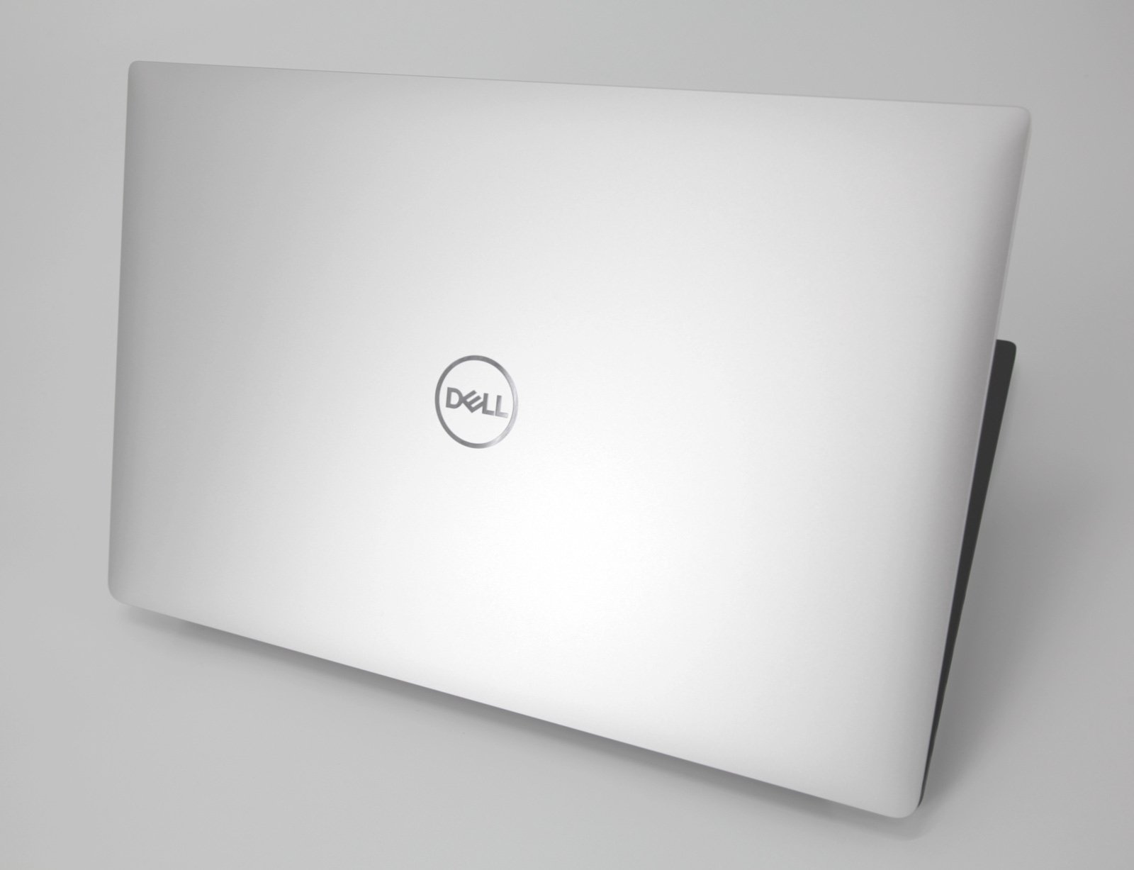 Dell Precision 5540 Laptop: Core i7-9850H, 32GB RAM, 512GB+2TB, T1000, Warranty - CruiseTech