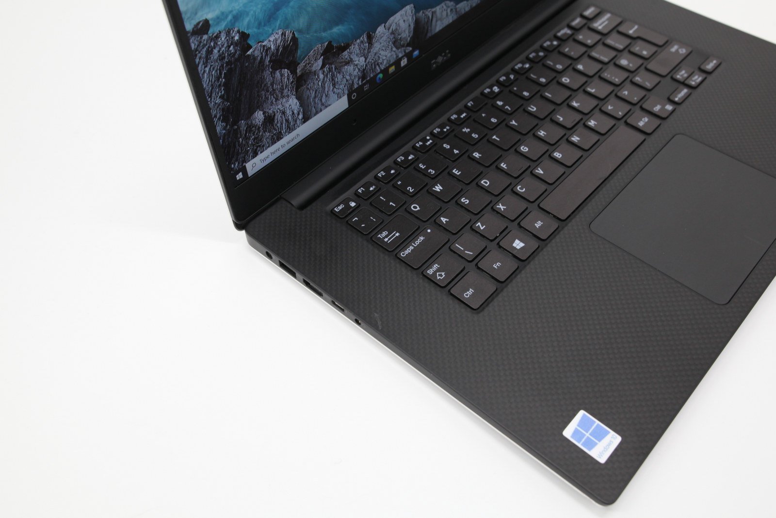Dell Precision 5510 Laptop: Core i7-6820HQ 32GB RAM 512GB Grade C Warranty - CruiseTech