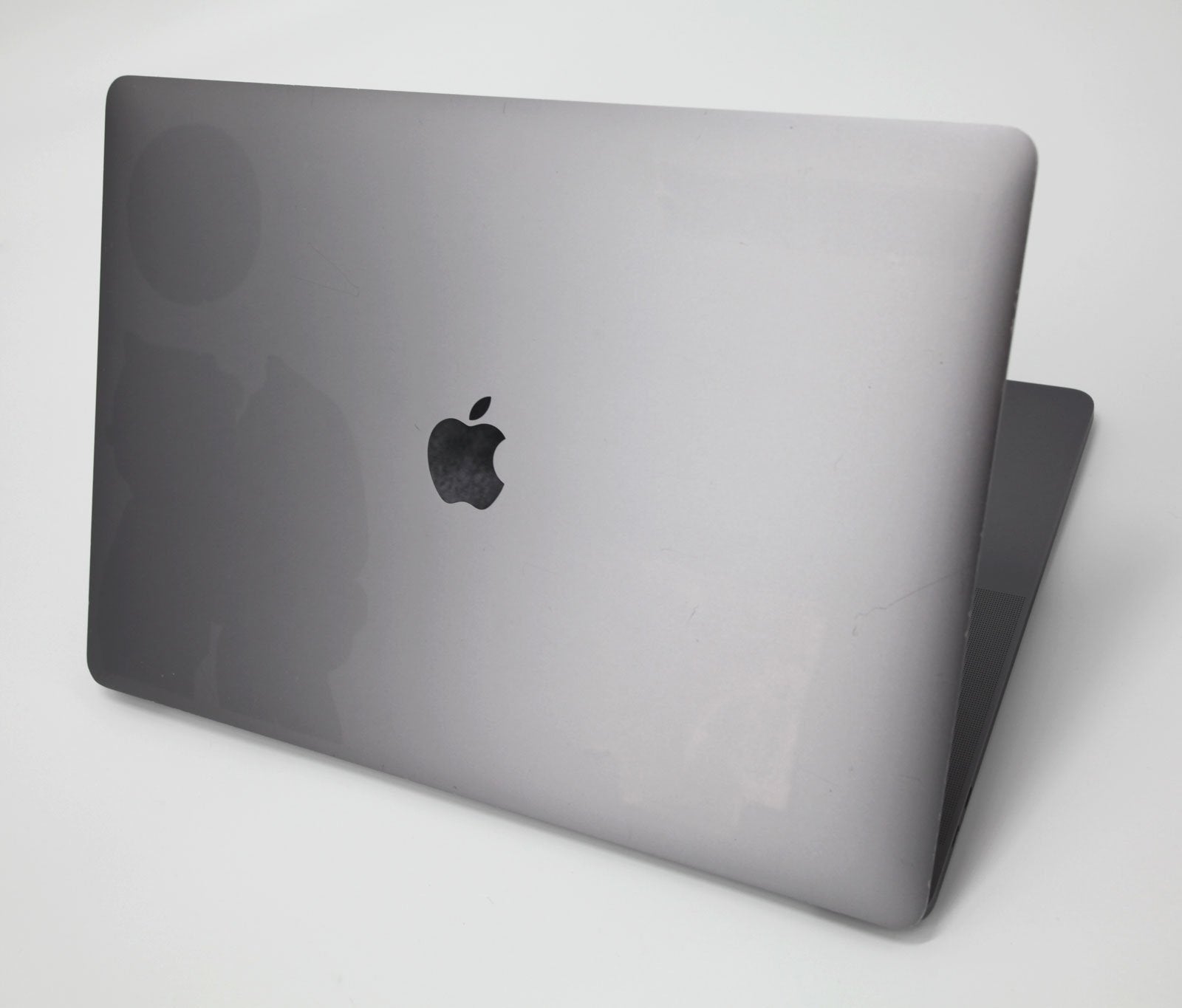 Apple MacBook Pro 15-Inch 2018 Core i9 2.9Ghz 6-Core, 16GB RAM, 512GB SSD - CruiseTech