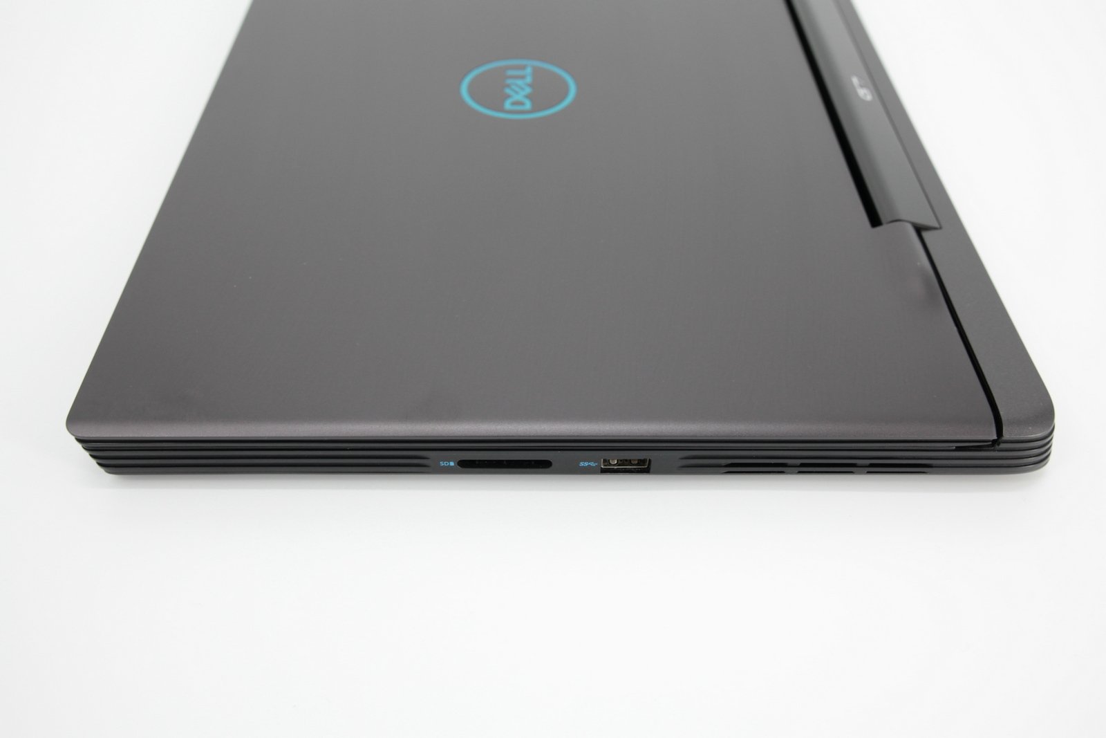 Dell 15 G7 7590 15.6" Gaming Laptop: RTX 2060, Core i7-9750H, 256GB+1TB, 8GB RAM - CruiseTech
