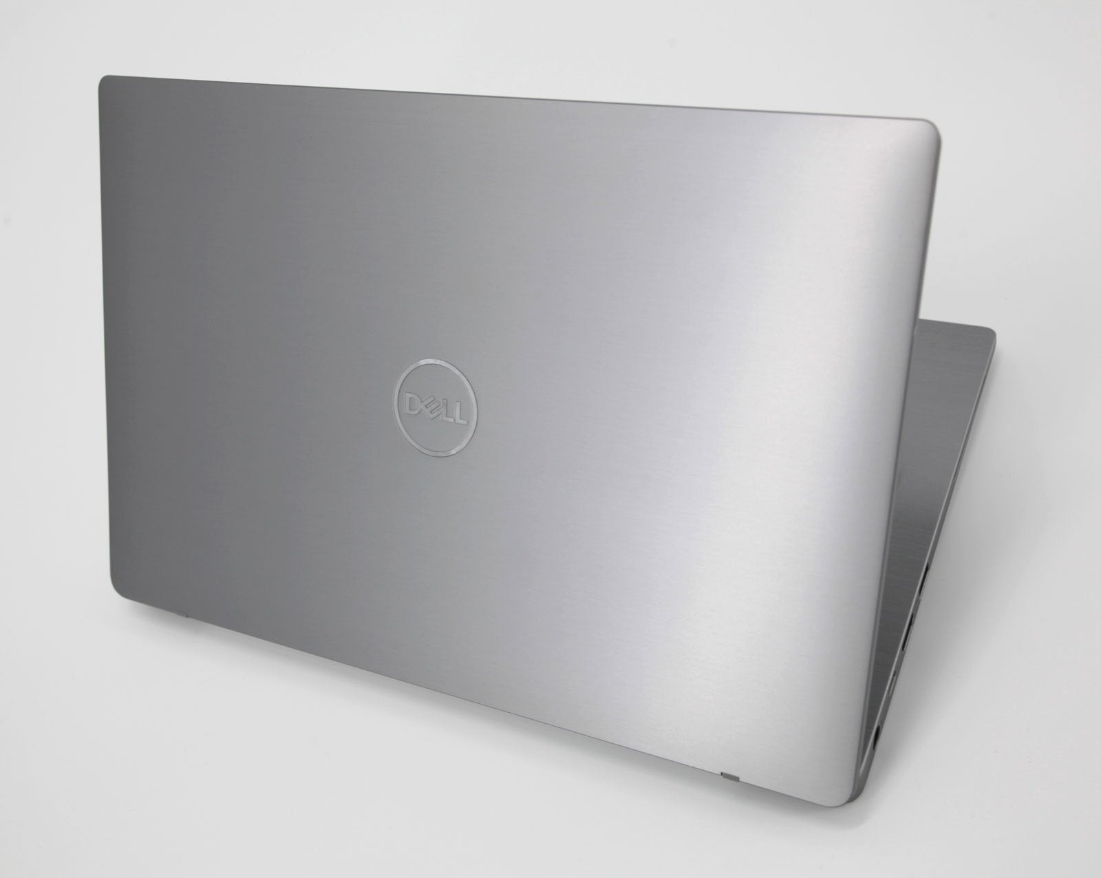Dell Latitude 7400 14" Laptop: Core i7 8th Gen, 512GB SSD, 16GB RAM. 1.36Kg - CruiseTech