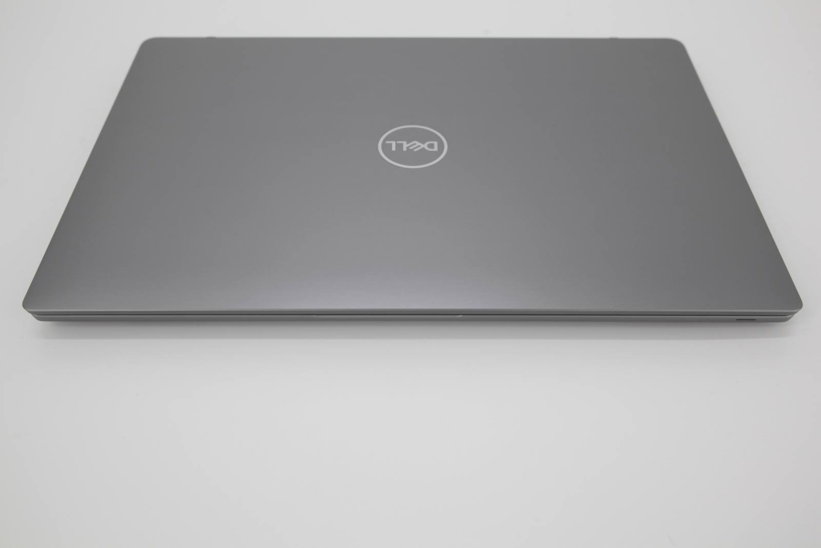 Dell Latitude 7400 14" Laptop: Core i7 8th Gen, 512GB SSD, 16GB RAM. 1.36Kg - CruiseTech