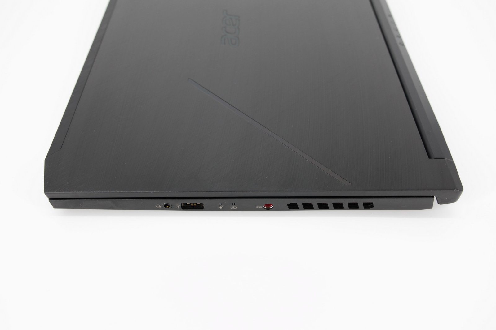 Acer Nitro 7 Gaming Laptop: 15.6" Core i7 9750H, 8GB RAM, 512GB SSD, GTX 1660TI - CruiseTech