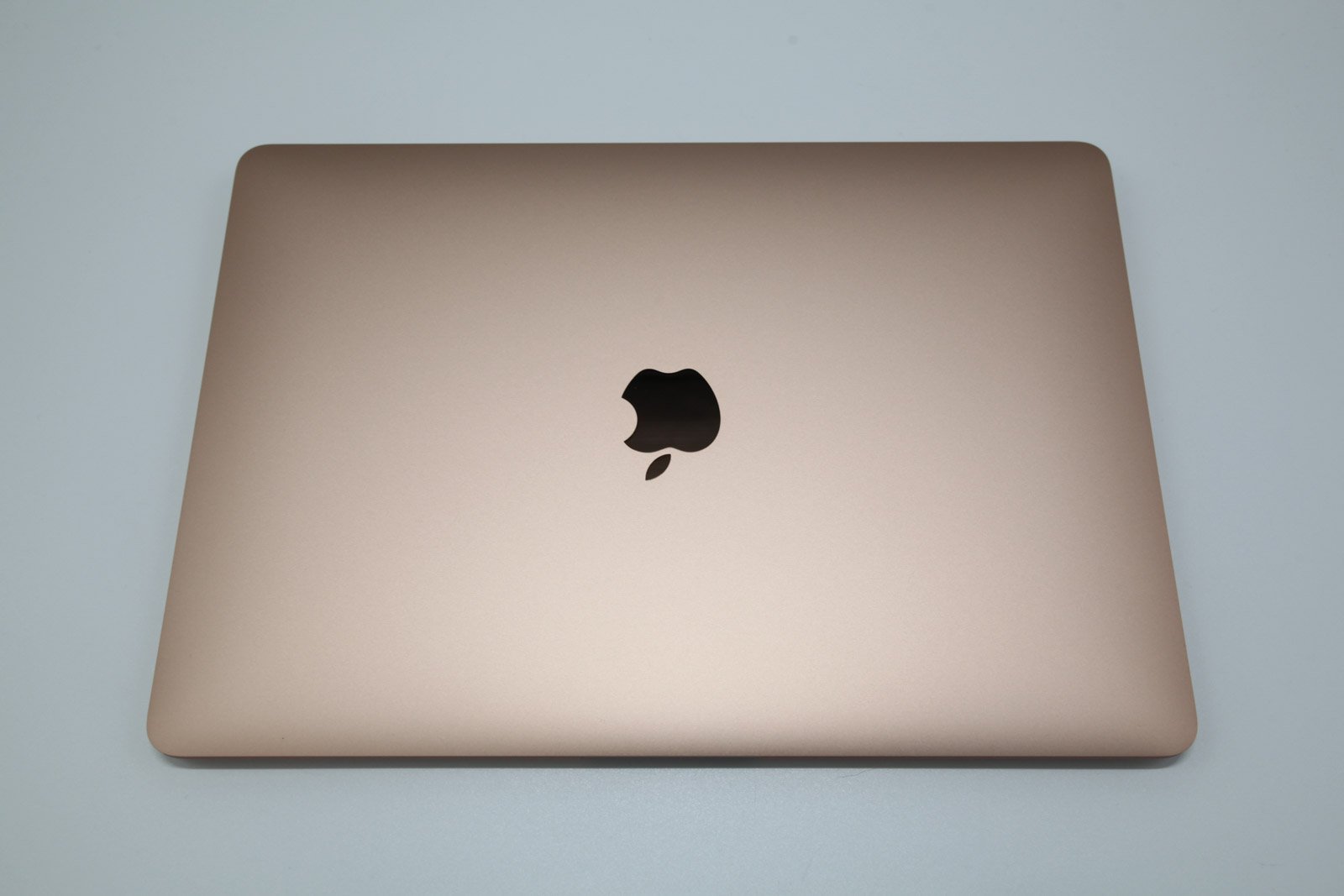 Apple MacBook Air 13.3" Retina (2020 M1 Model): Gold 8GB RAM 256GB Warranty VAT - CruiseTech