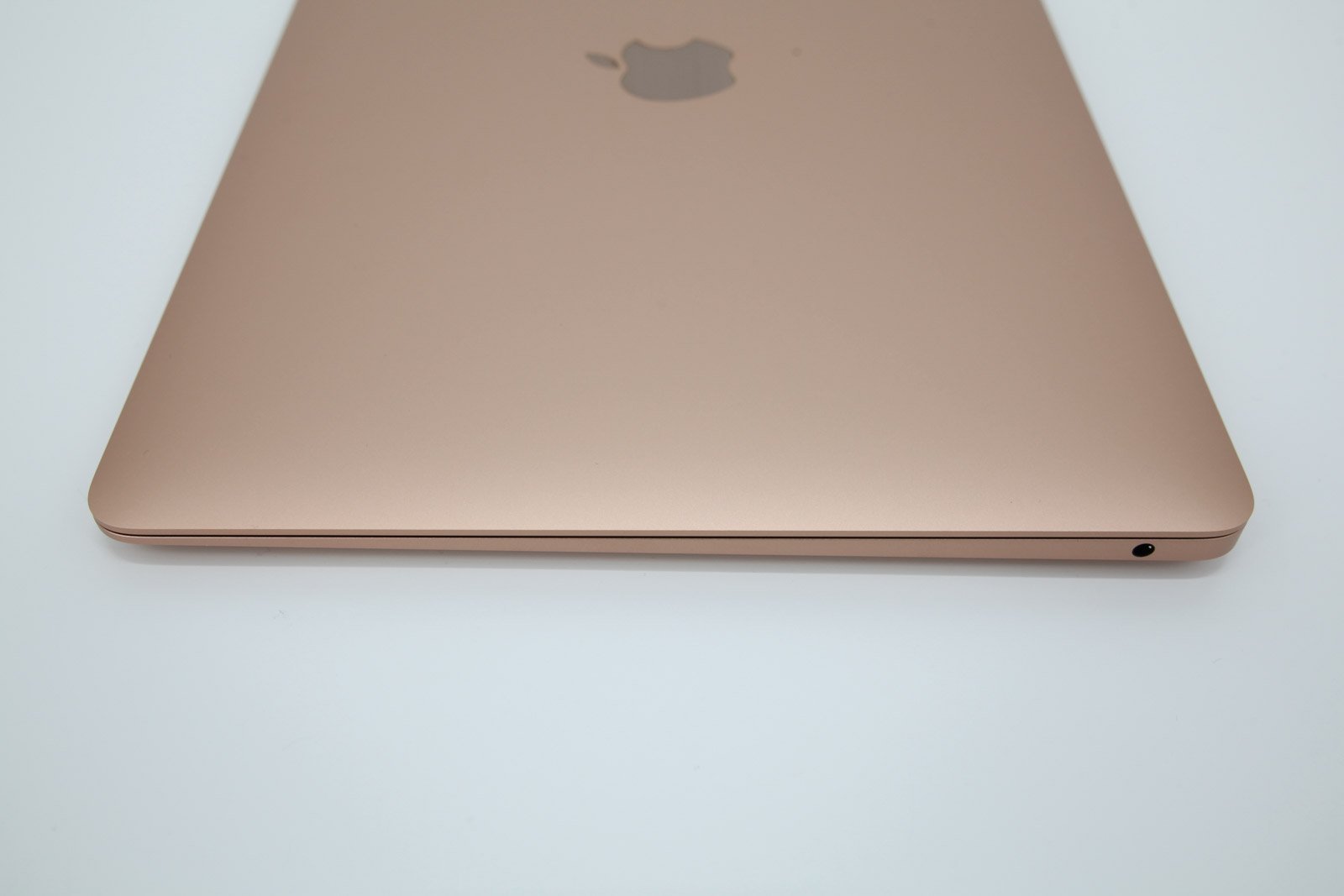 Apple MacBook Air 13.3" Retina (2020 M1 Model): Gold 8GB RAM 256GB Warranty VAT - CruiseTech