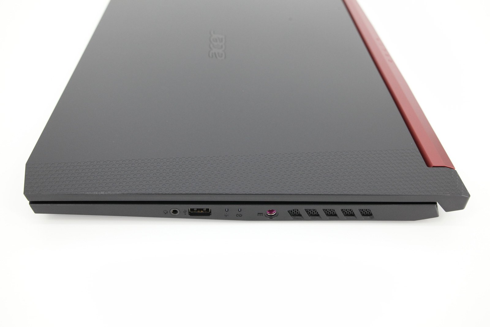 Acer Nitro 5 17.3" Gaming Laptop: 9th Gen i5, 8GB RAM, 4GB GTX 1650, 256GB SSD - CruiseTech
