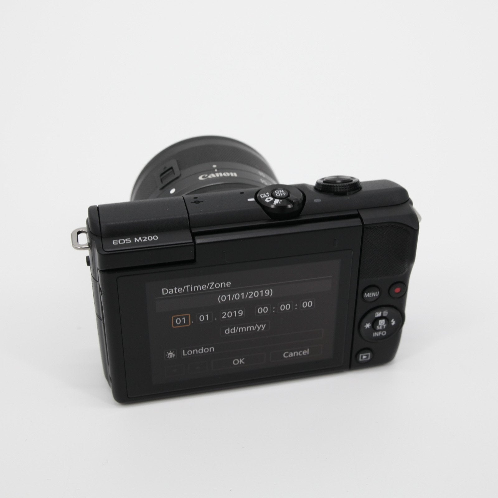 Canon EOS M200 24.1MP Interchangeable Lens Camera, 15-45mm included, Warranty - CruiseTech