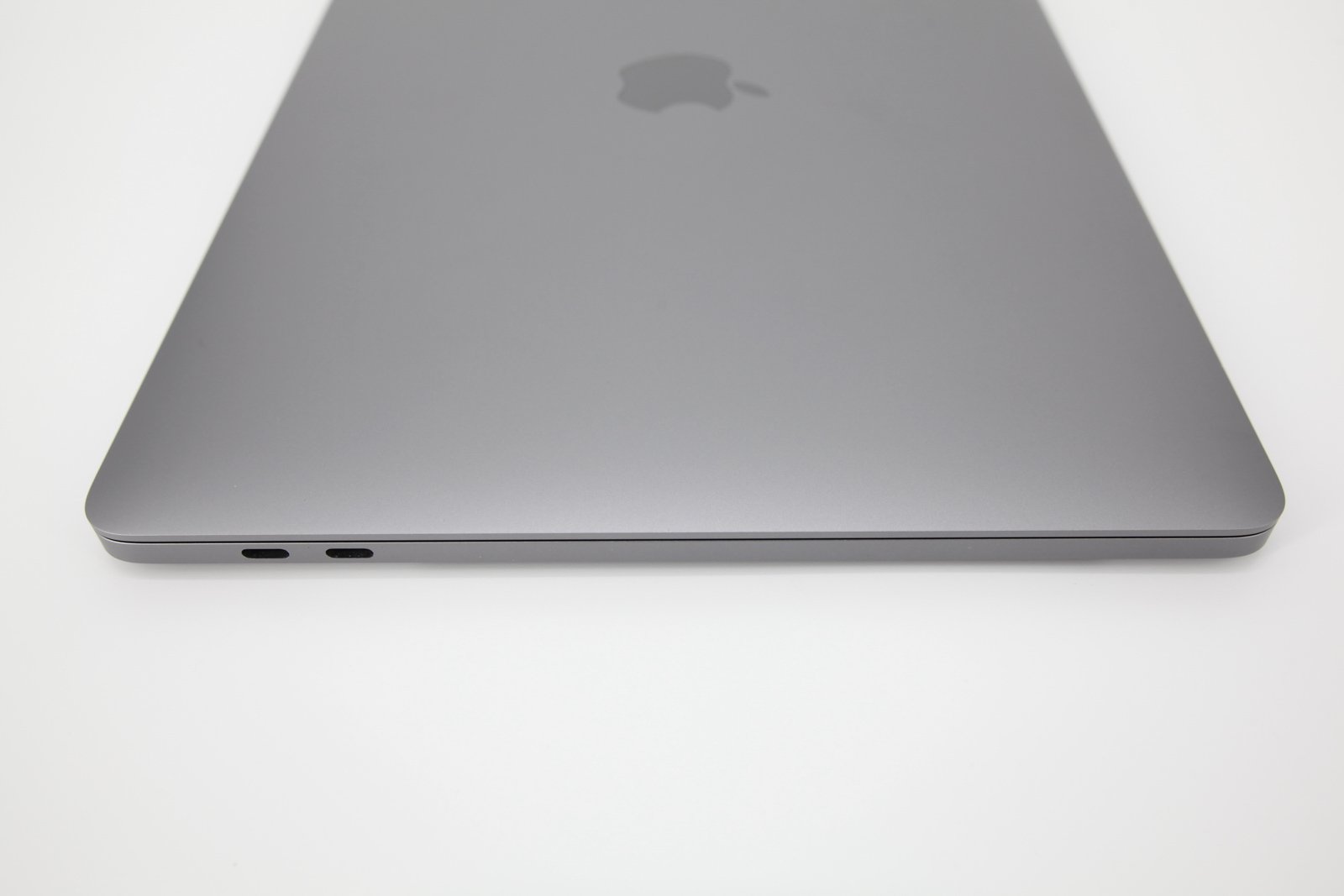 Apple MacBook Pro 13" Touch bar A1706: Intel Core i5, 8GB RAM, 256GB, Warranty` - CruiseTech