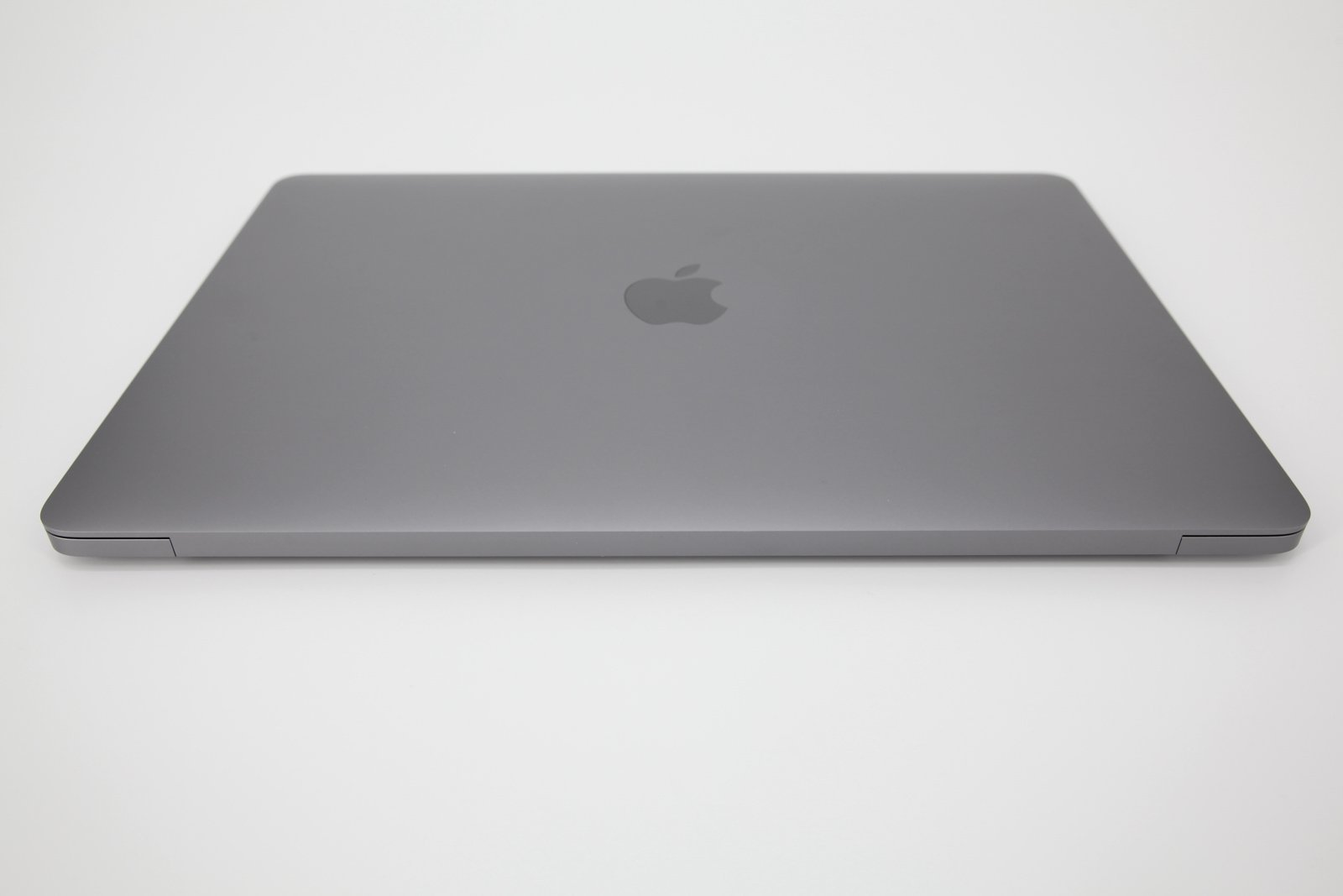 Apple MacBook Pro 13" Touch bar A1706: Intel Core i5, 8GB RAM, 256GB, Warranty` - CruiseTech