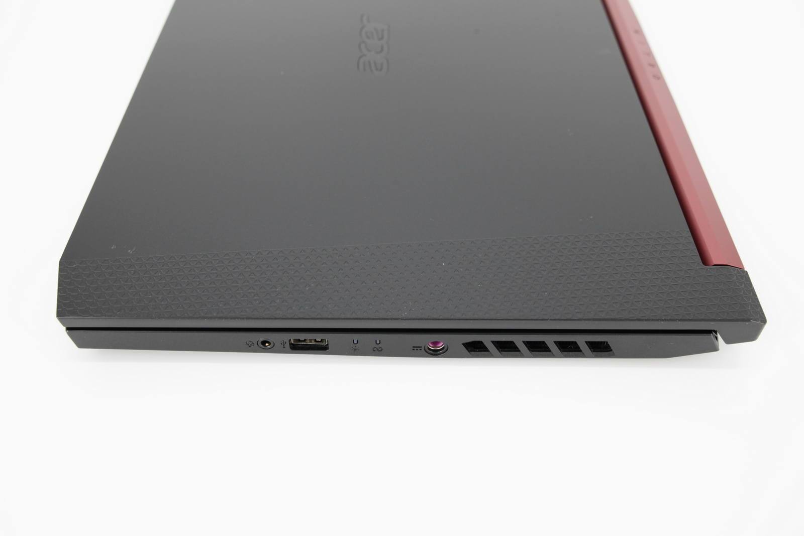 Acer Nitro 5 15.6" Gaming Laptop: Core i7 9750H, 8GB RAM, 512GB SSD, GTX 1650 - CruiseTech