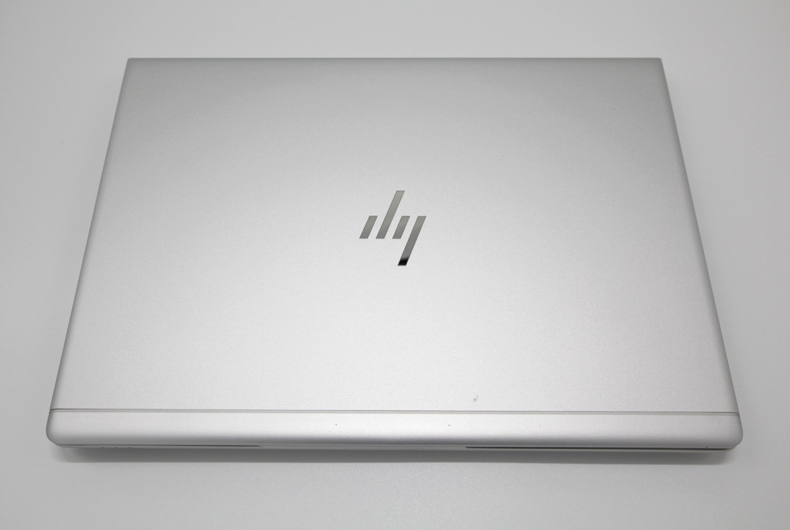 HP EliteBook 830 G5 Laptop: i7-8650U 16GB, 256GB, Privacy Touchscreen Warranty - CruiseTech