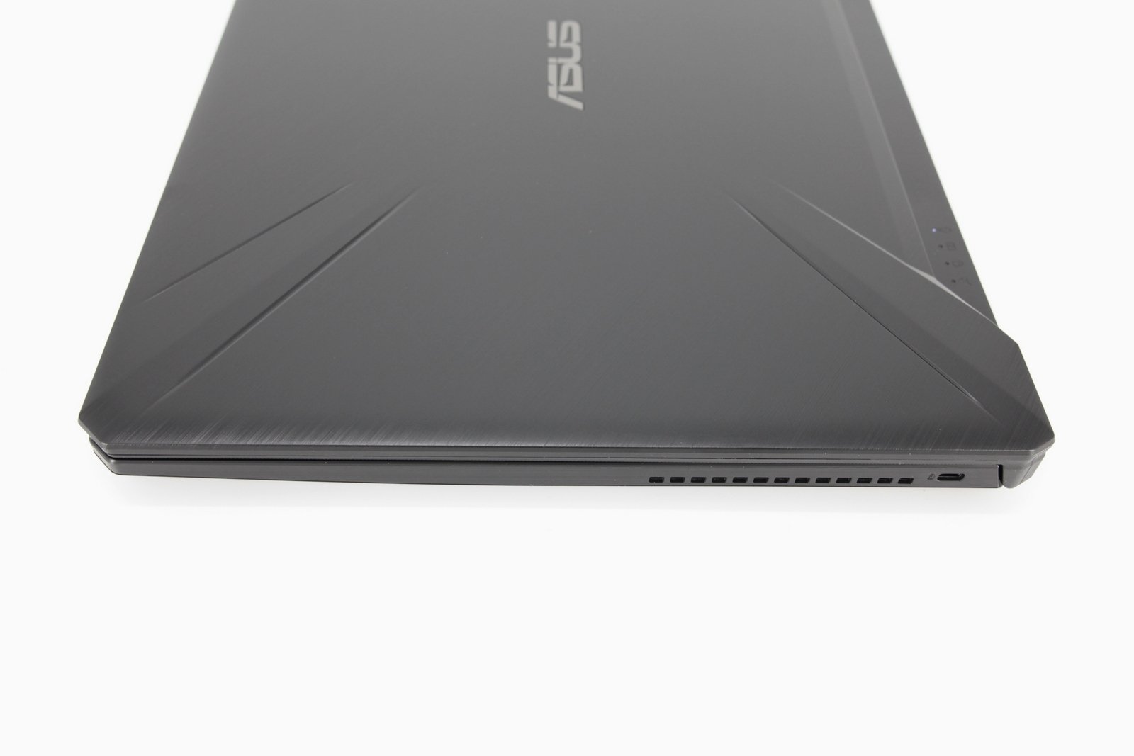 ASUS FX505DV Gaming Laptop: 15.6" RTX 2060, Ryzen 7, 16GB RAM 512GB Warranty - CruiseTech