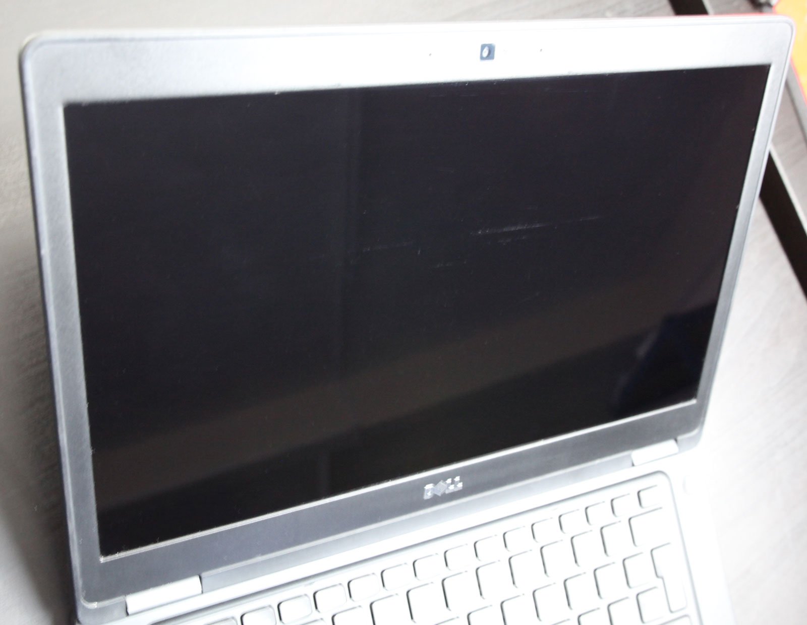 Dell Latitude E5480 14" Touchscreen Laptop: Core i5-6300U, 128GB, 8GB RAM - CruiseTech