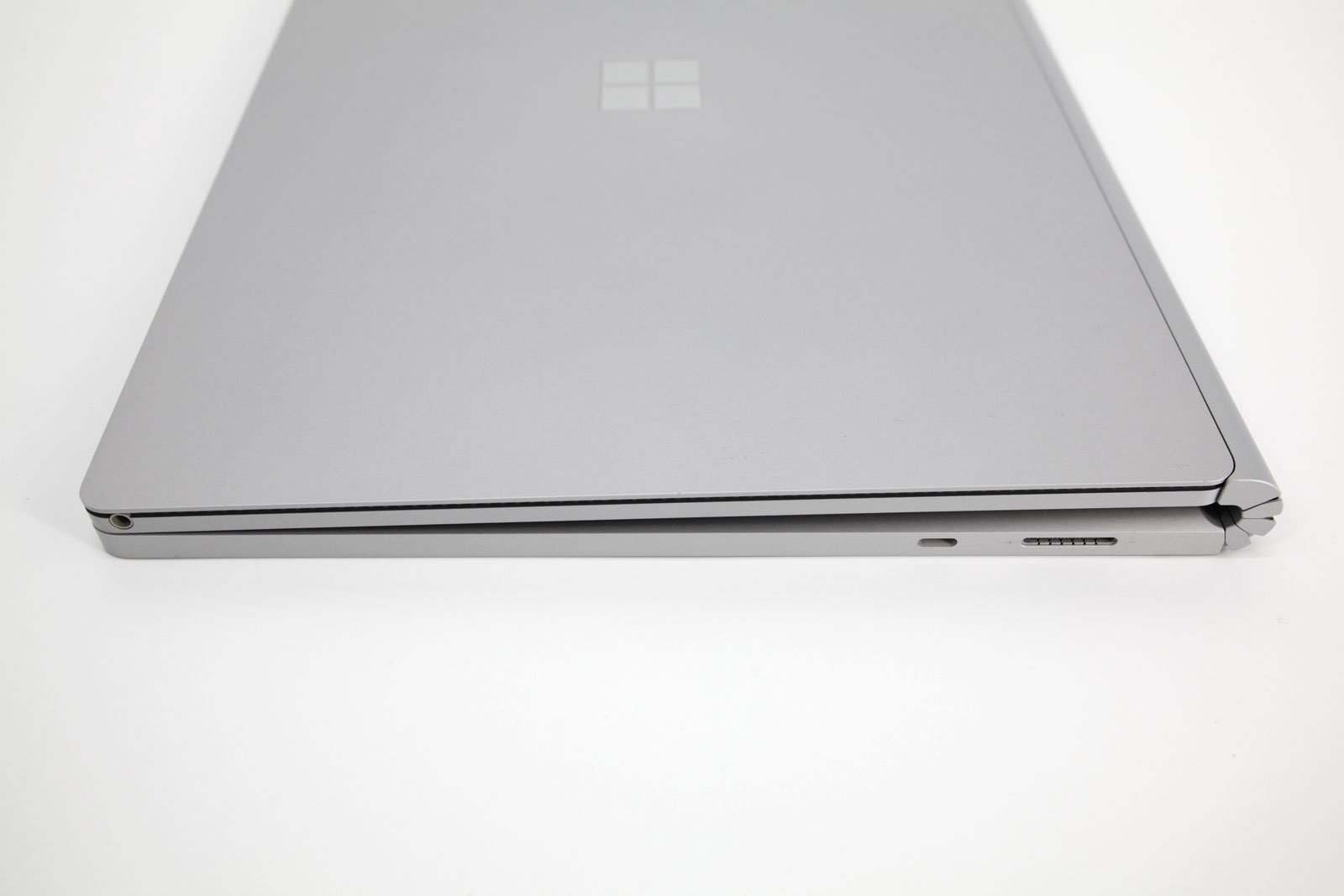Microsoft Surface Book 2 15: Core i7-8650U, 16GB RAM, 512GB, GTX1060, QWERTZ Key - CruiseTech
