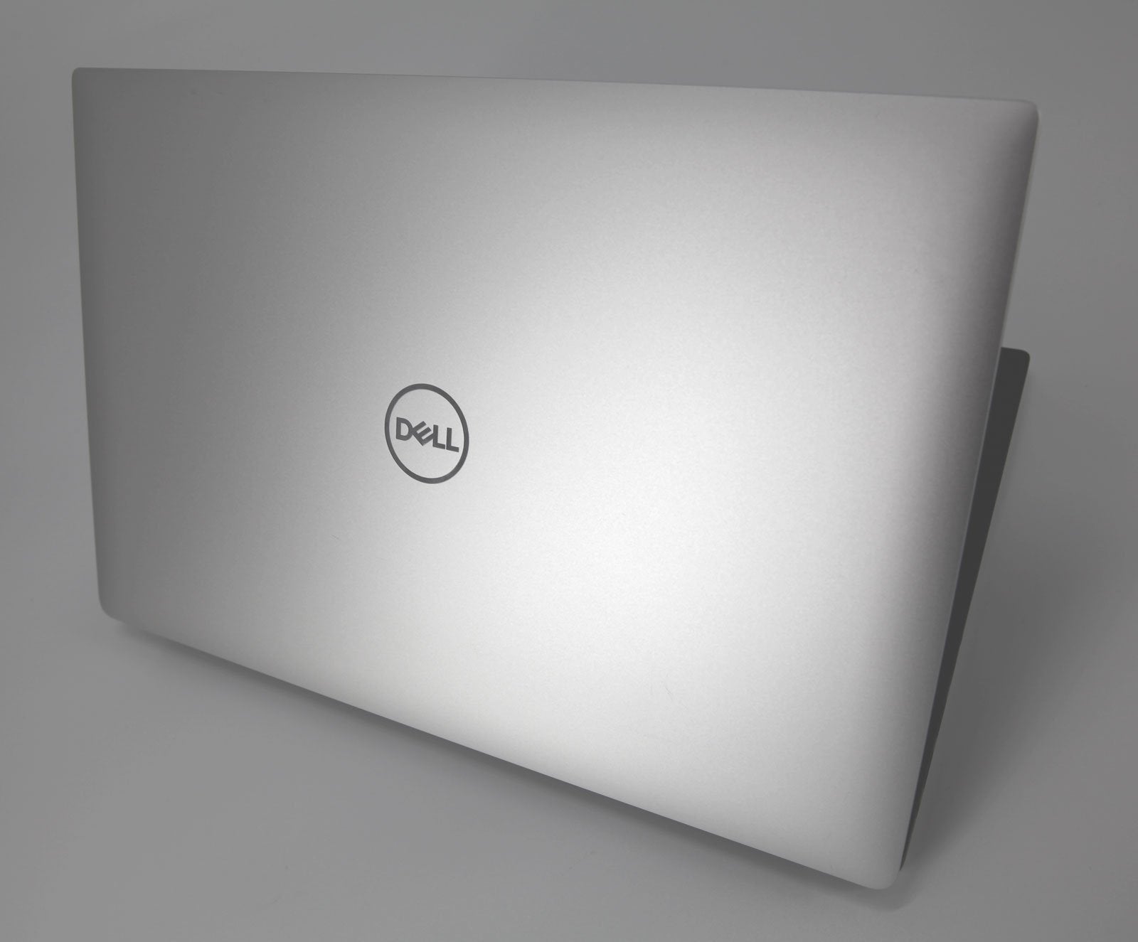Dell Precision 5530 CAD Laptop: Core i7-8850H, 16GB RAM, 256GB SSD, P1000 1.9KG - CruiseTech