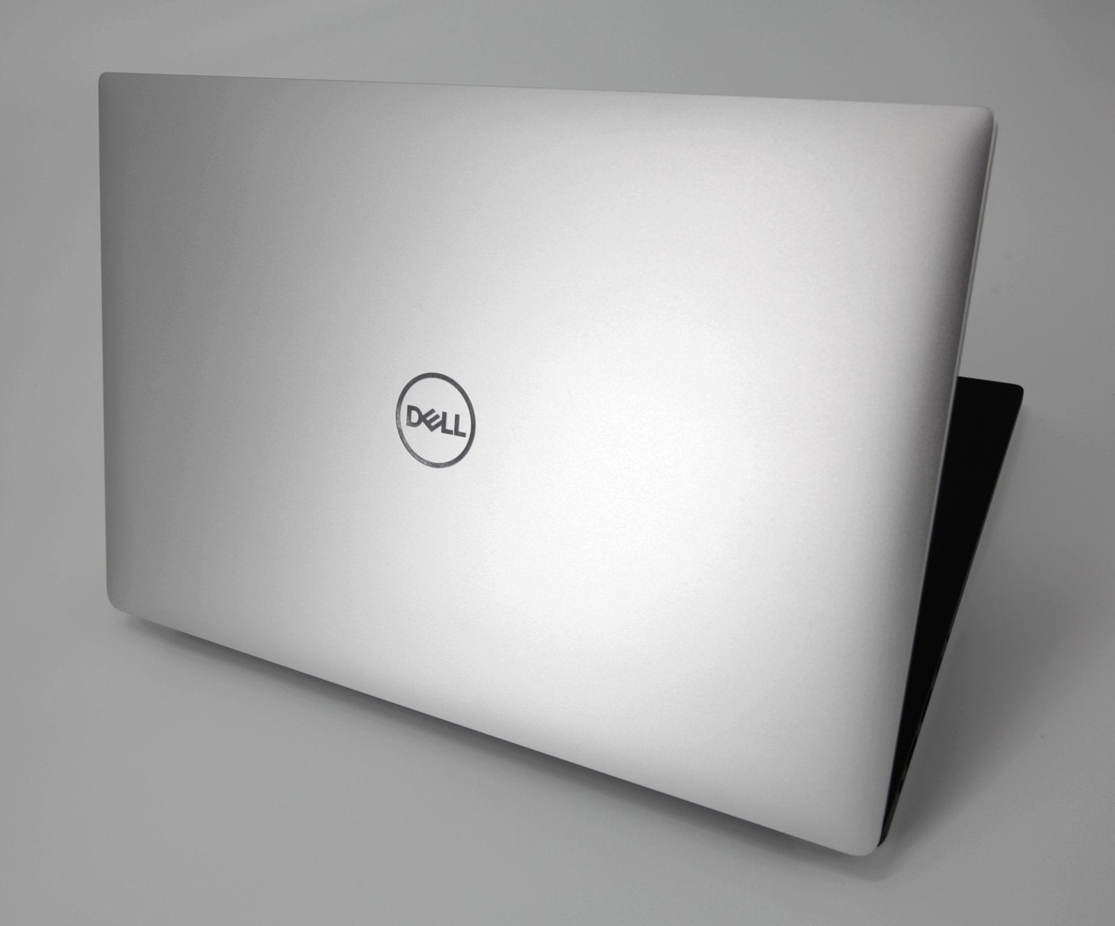 Dell Precision 5530 CAD Laptop: Core i9-8950HK, 16GB RAM, 256GB, P2000 1.9KG - CruiseTech